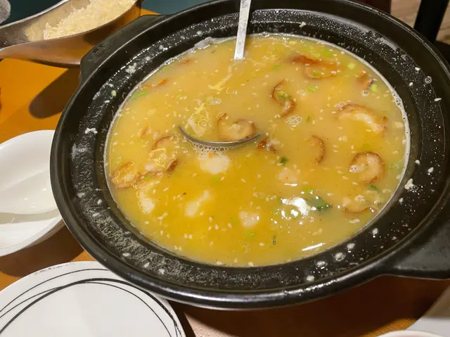 大一盤既鴨湯泡飯
