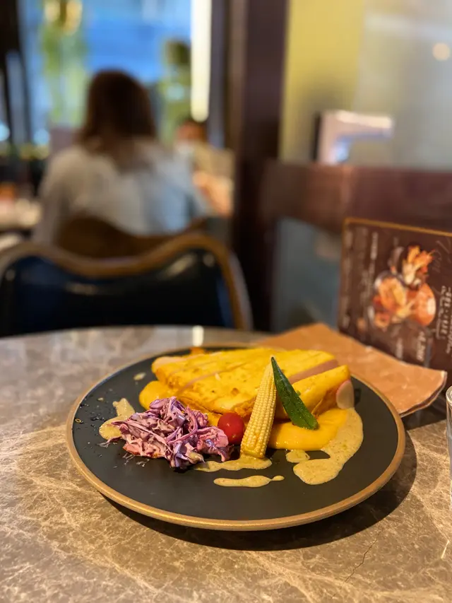 慢煮美國雞胸伴青咖喱及南瓜蓉