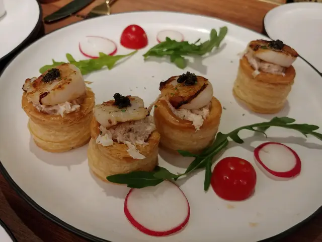 香煎帶子青檸蟹肉酥盒