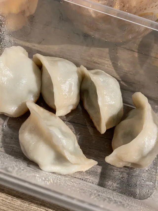 一口鍋貼