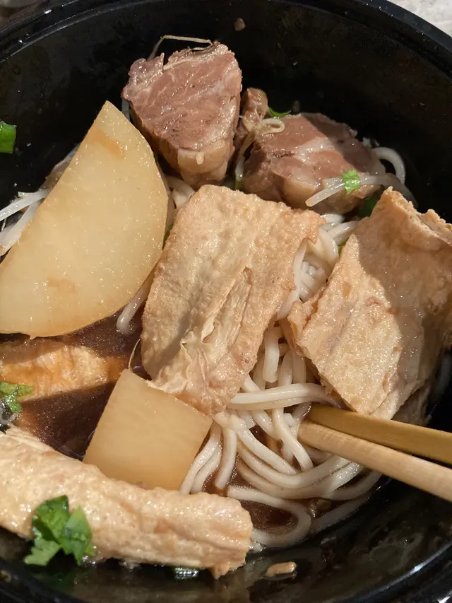 紅燒牛腩麵