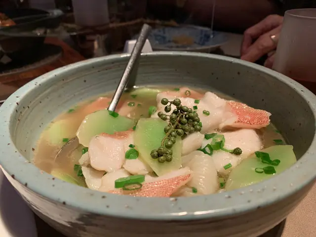 椒麻萵筍海斑片