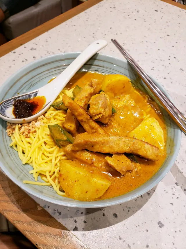 馬來咖哩猪扒撈麵