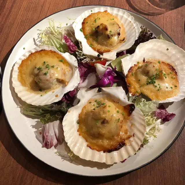 海膽慕絲焗扇貝