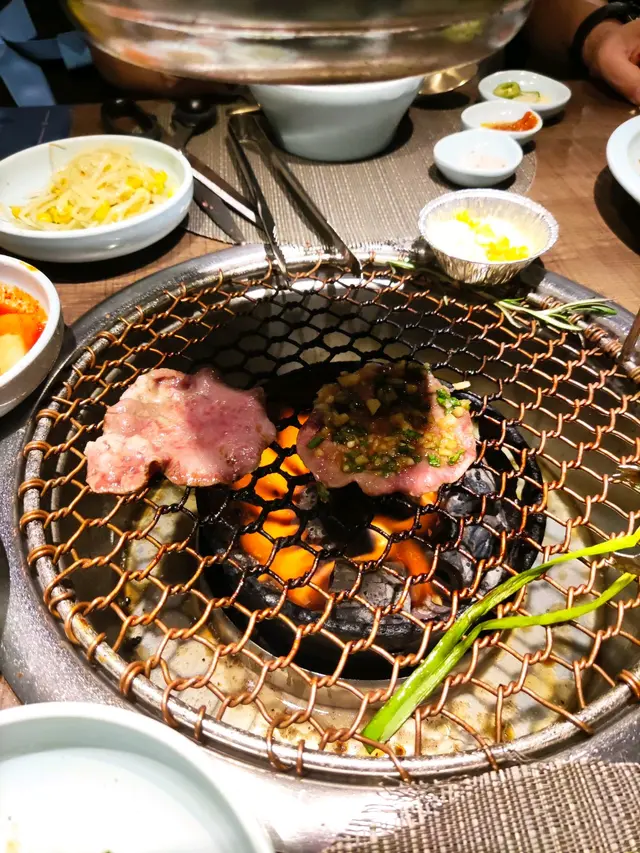 和牛牛舌二吃