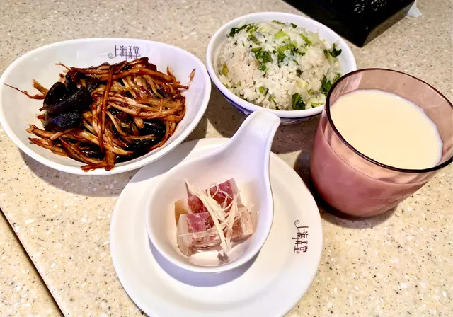 一人餐$102、凍豆漿+$5