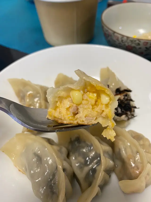 芝士粟米鮮肉餃