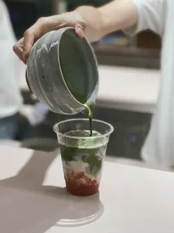 士多啤梨抹茶拿鐵