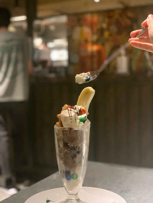 瘋狂!香蕉雪糕新地