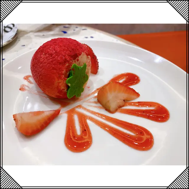 士多啤梨Mousse Cake