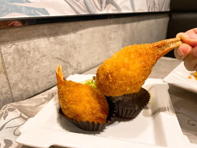 百花炸釀松葉蟹鉗