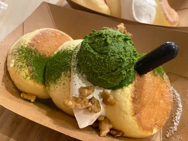 宇治抹茶濃厚慕斯班戟