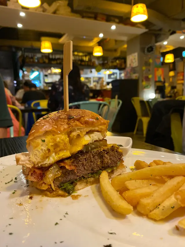 至尊澳洲和牛芝士漢堡