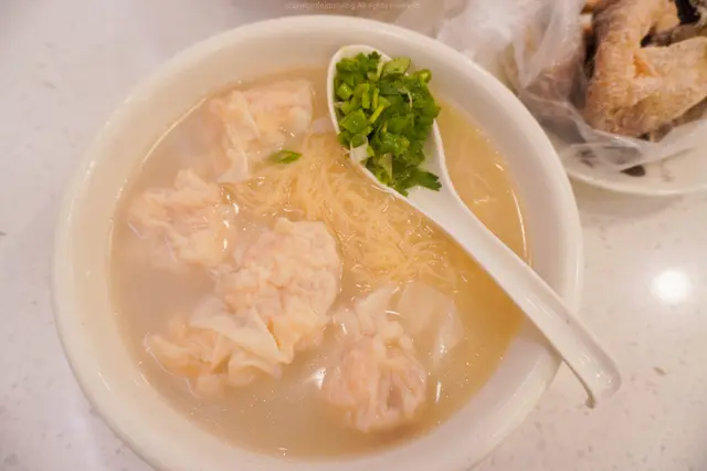 鮮蝦雲吞麵