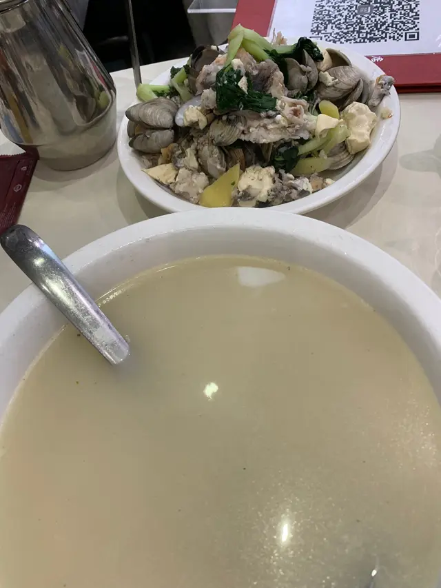 海鮮檔送的雜錦海鮮滾湯