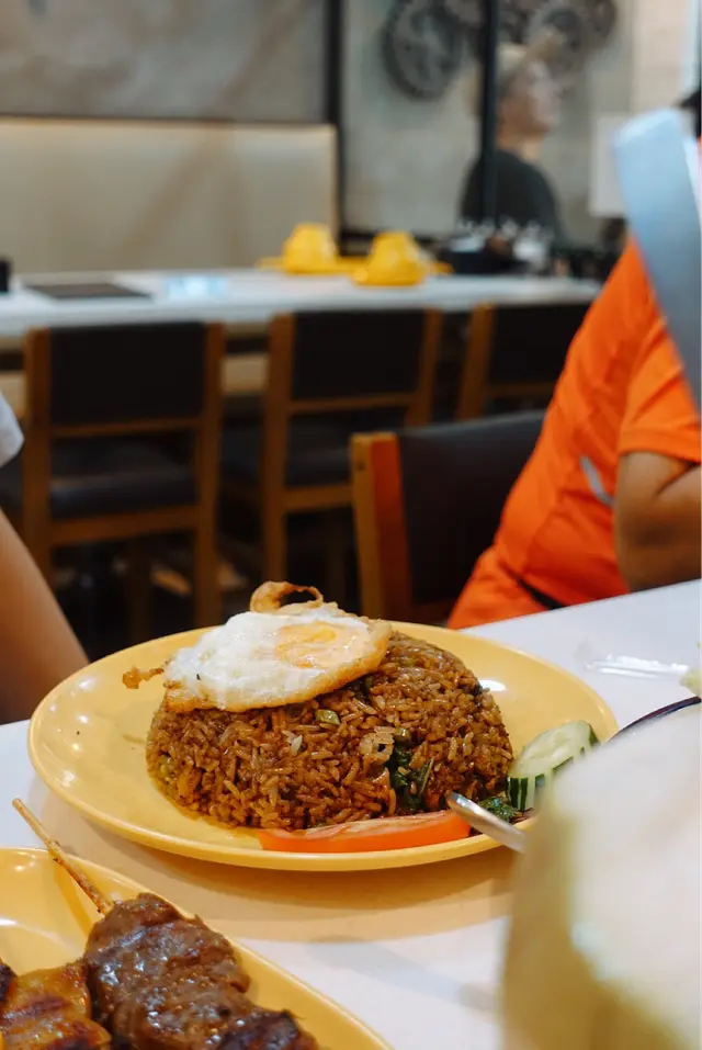 香葉辣椒肉碎炒飯