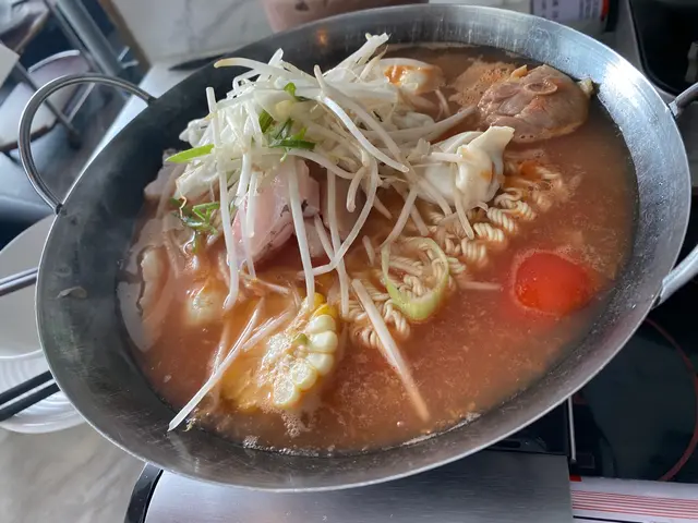 田園新鮮蕃茄湯底