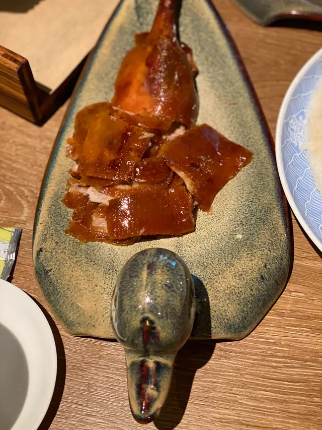 這是半隻燒鴨？？