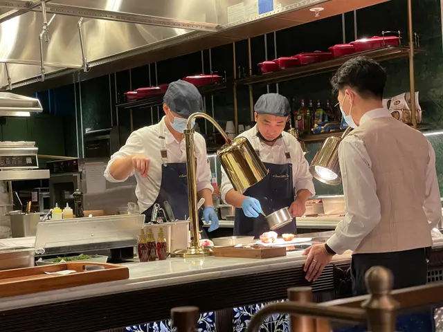 Open kitchen
