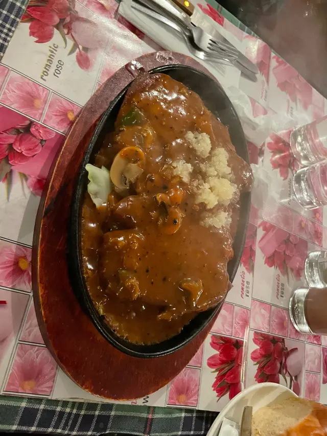 黑椒汁新西蘭肉眼扒