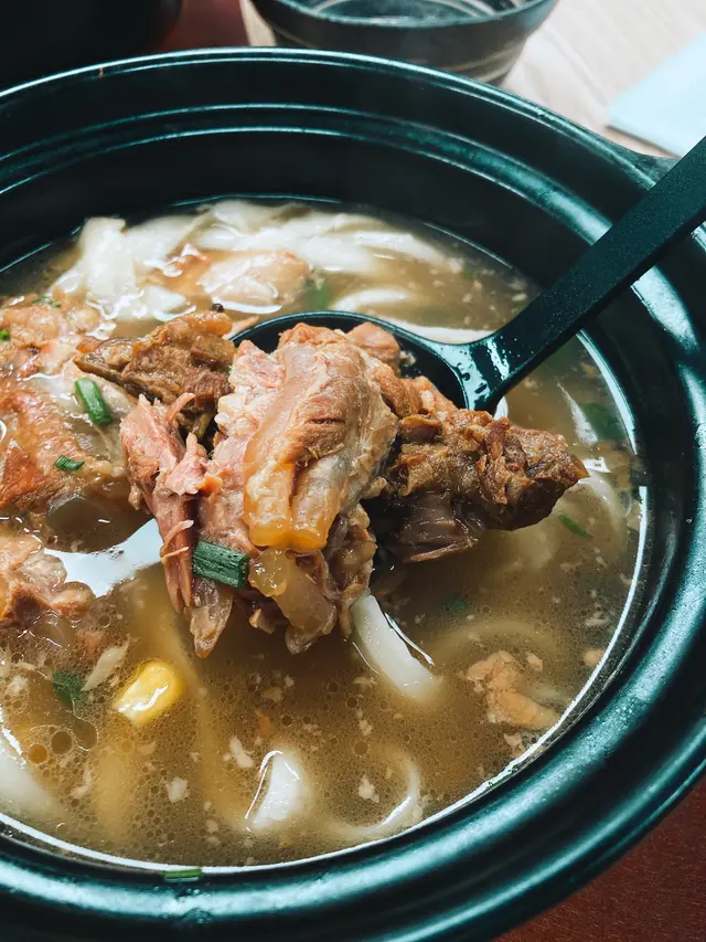 軟骨淋滑  湯底香濃  刀削麵彈牙 👍👍