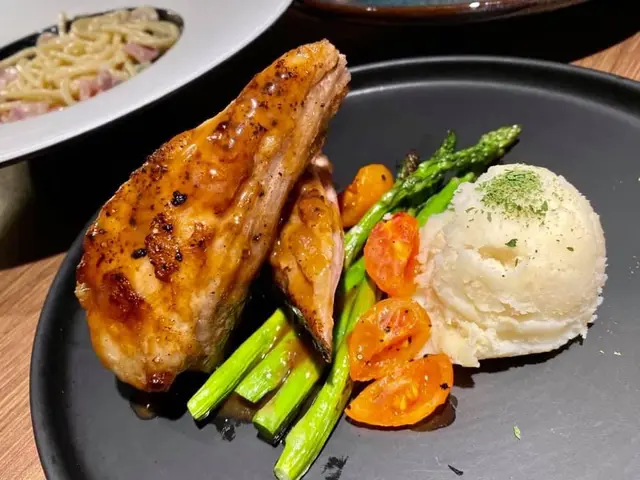 烤特級羊西冷配法式薯蓉 Lamb Steak with Mash Potato & Gravy