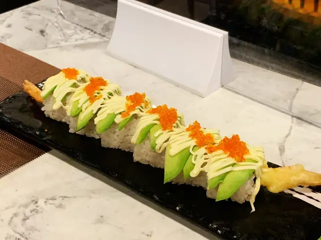牛油果天婦羅海老卷