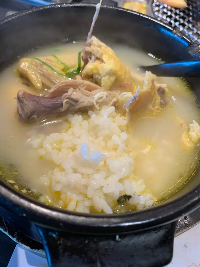 人蔘雞湯配白飯