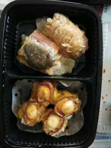 鲍鱼烧卖及怀旧鸡扎