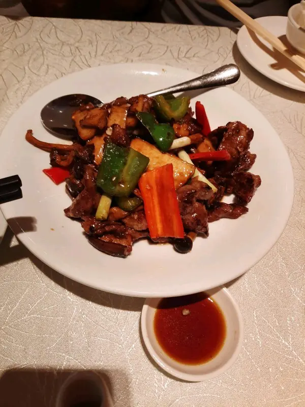 燒汁什菌牛柳條