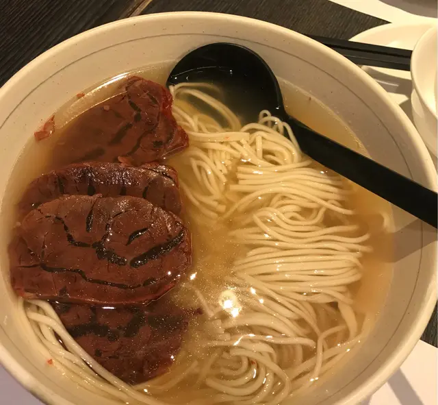 五香牛肉拉麵