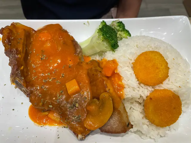 香草豬扒拼炸帶子飯