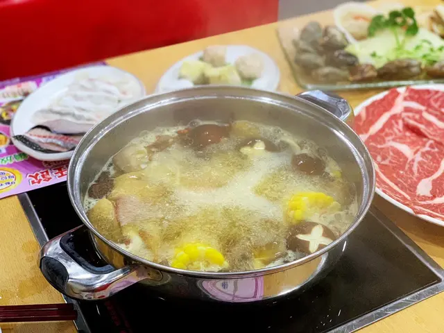 蟲草竹笙鮮菌鍋