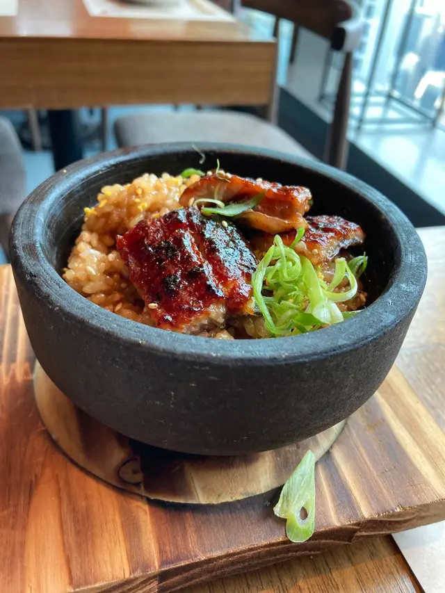 自家製鰻魚炒飯