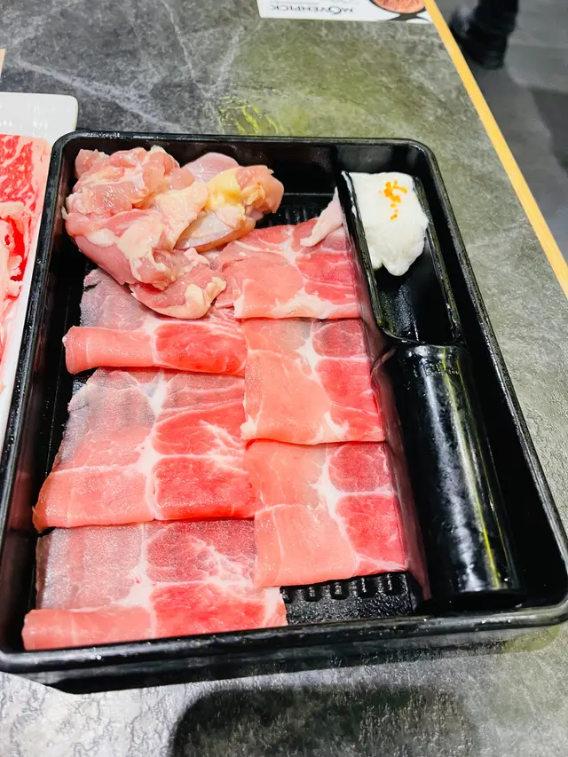 豚肉雞腿肉墨魚滑