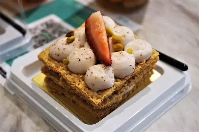 士多啤梨千層批