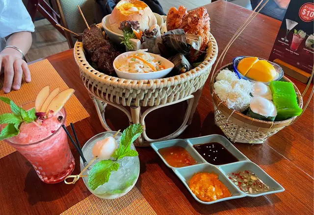 Afternoon  tea  set