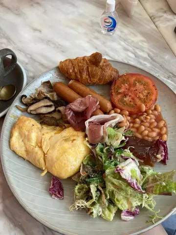高兴全日早餐