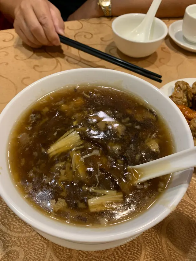 紅燒三絲翅（碗）