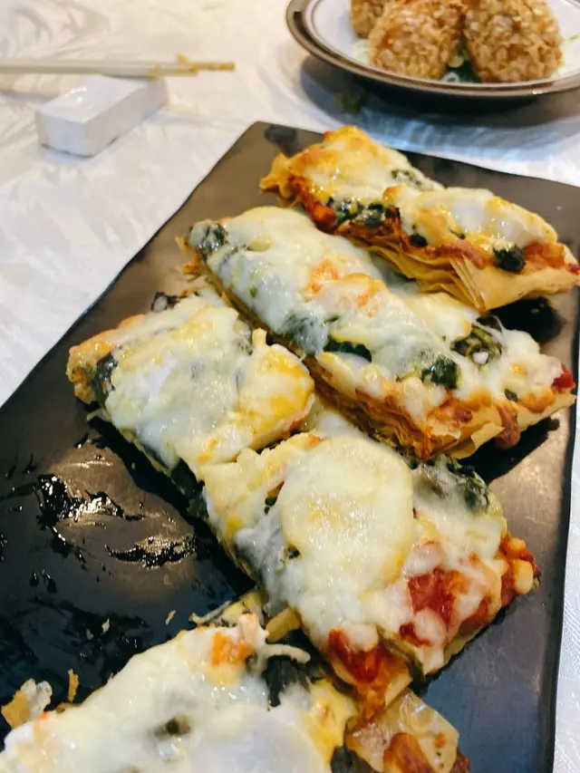 意大利海鮮酥皮薄餅