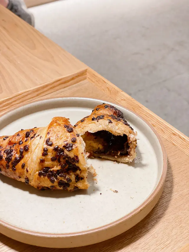 Cocoa  &  Hazelnut  Croissant