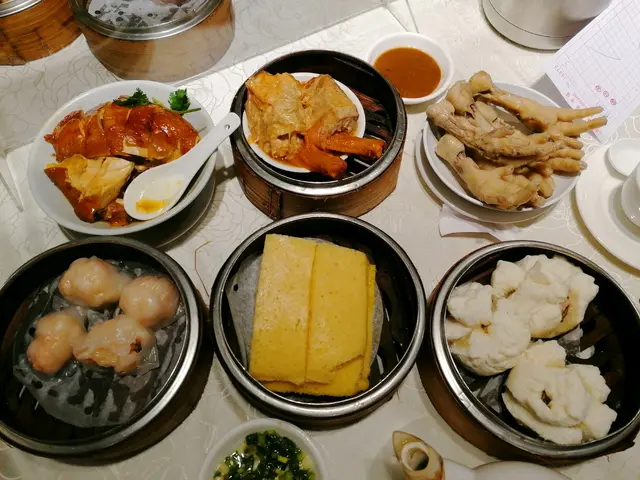 成枱美食，大滿足：)