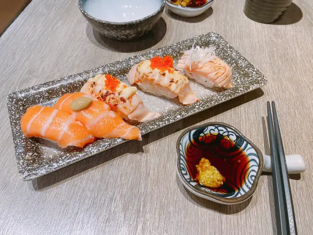 三文魚壽司三食