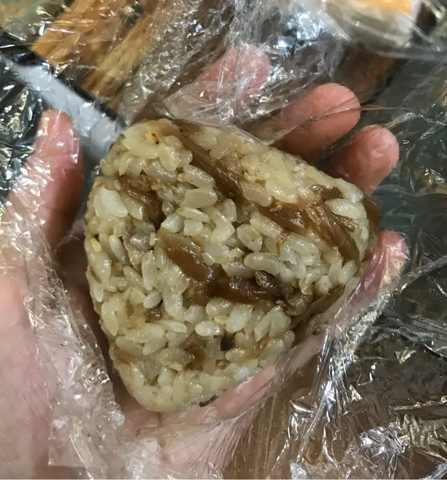 雞肉牛蒡飯團