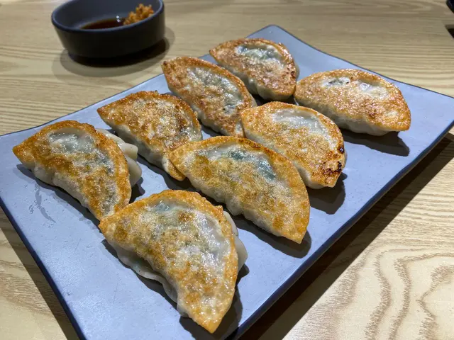 煎韭菜餃