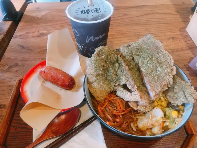 香酥排骨便當