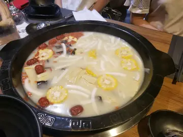椰子鸡锅
