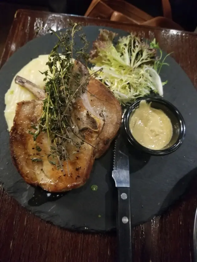 西班牙黑毛豬鞍