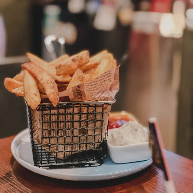 黑松露沙律醬薯條