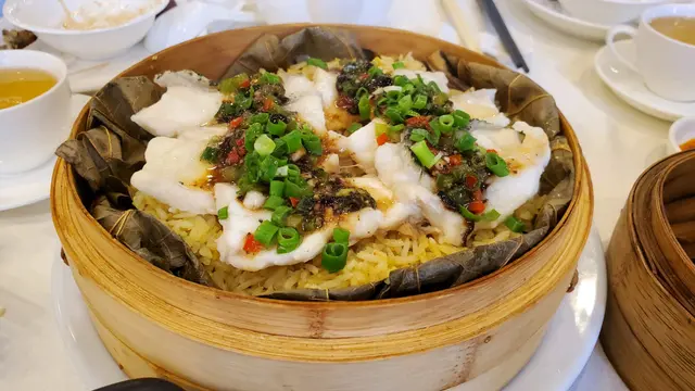 豉蒜龍躉籠仔蒸飯